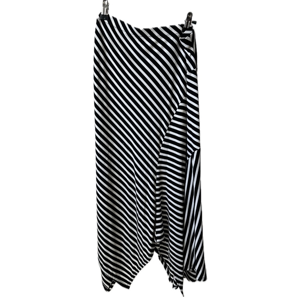 CHICOS VINTAGE 90S CHIC STRIPED SKIRT Asymmetrical Hem Size- 1, US 8/10 Medium